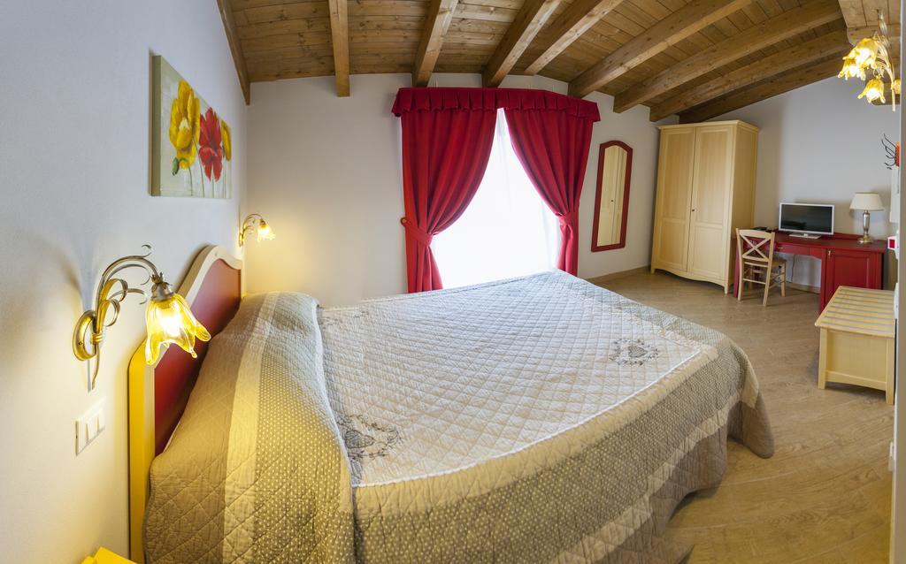 Ristorante Locanda Panevino Provaglio d'Iseo Room photo