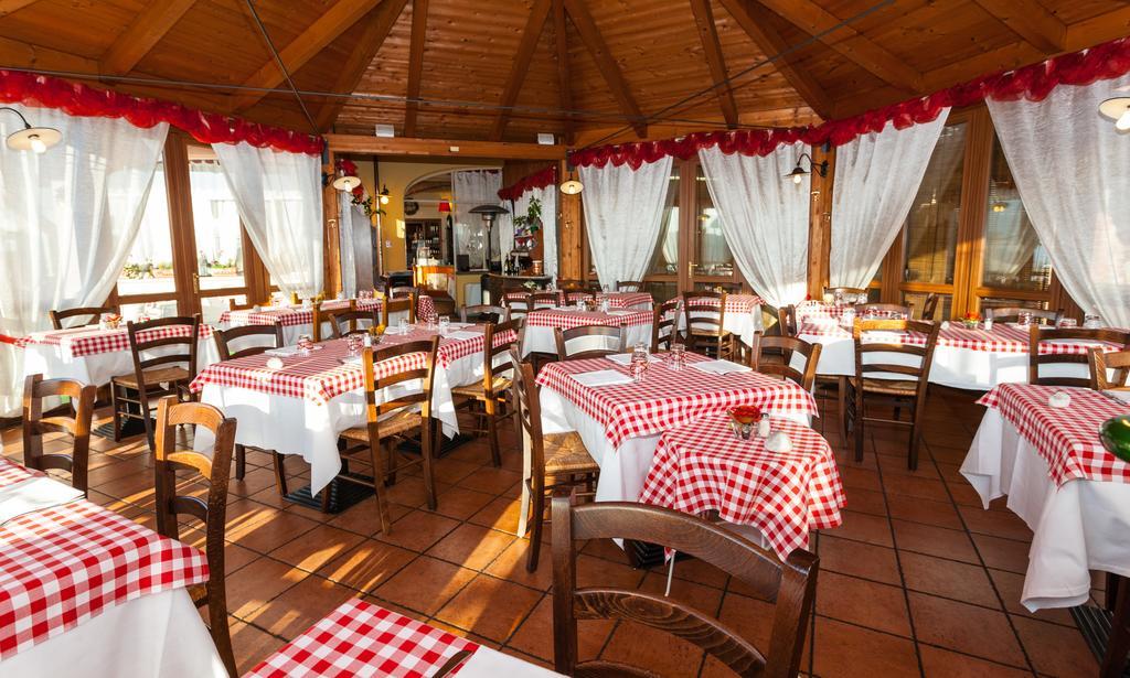 Ristorante Locanda Panevino Provaglio d'Iseo Exterior photo