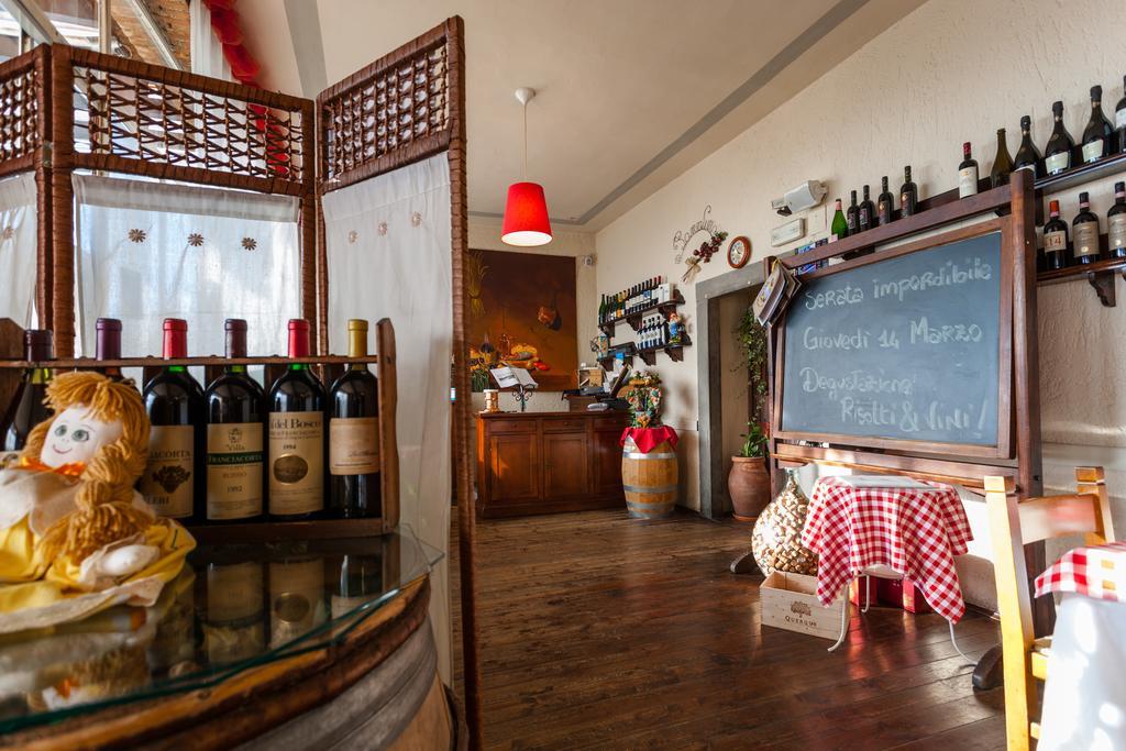 Ristorante Locanda Panevino Provaglio d'Iseo Exterior photo